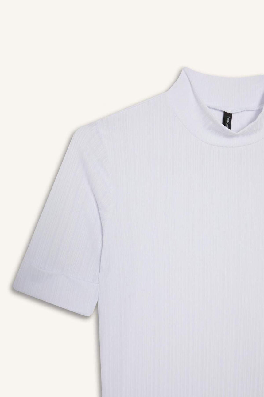 DeFacto Kadın Kısa Kollu T-Shirt B1177AX - Ekru