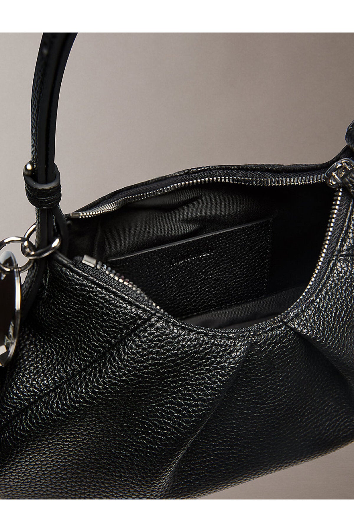 Calvin Klein Engraved HW Small Bag Kadın El Çantası LV04F3554G - Siyah