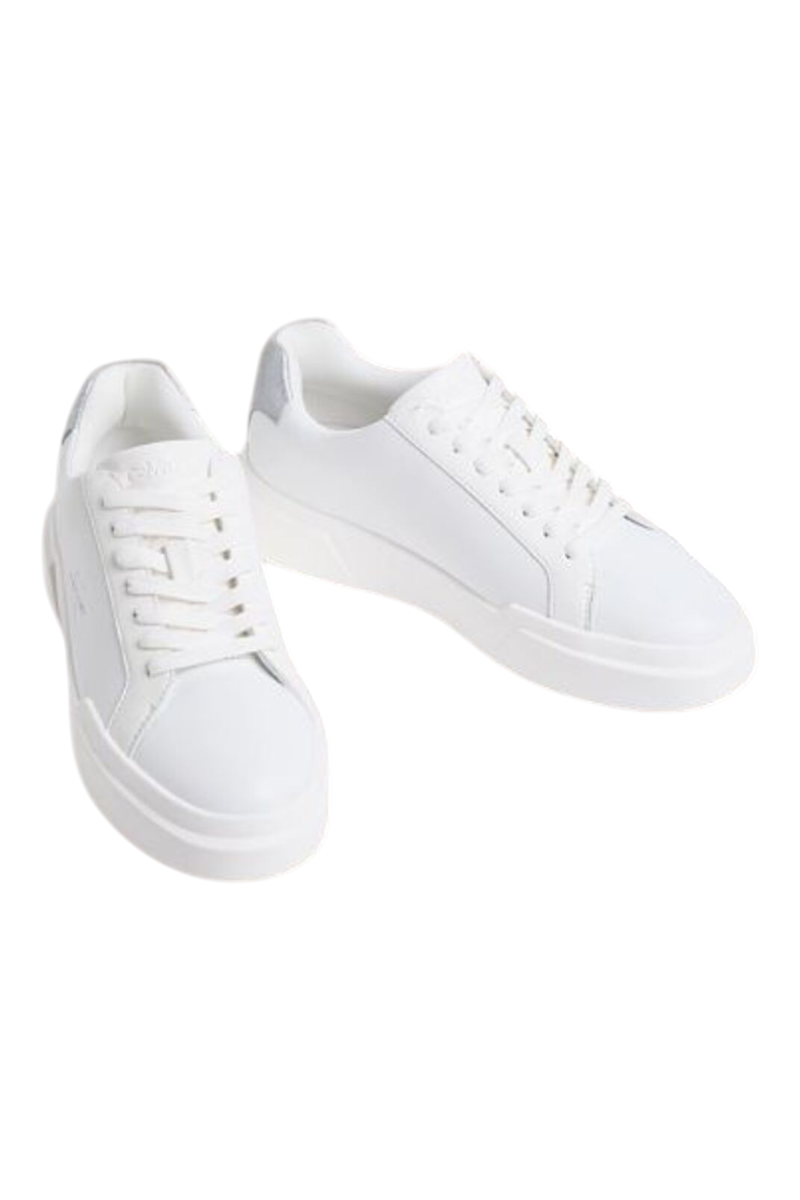 Sporline Calvin Klein beyaz kadın sneaker, deri yüzeyli ve kalın tabanlı şık günlük spor ayakkabı modeli.