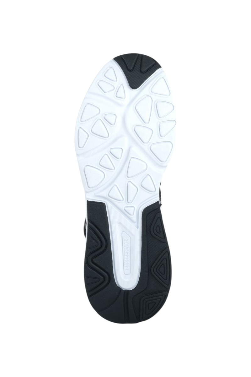 Sporline Lumberjack Sword siyah erkek sneaker ayakkabının beyaz ve siyah desenli alt taban görünümü