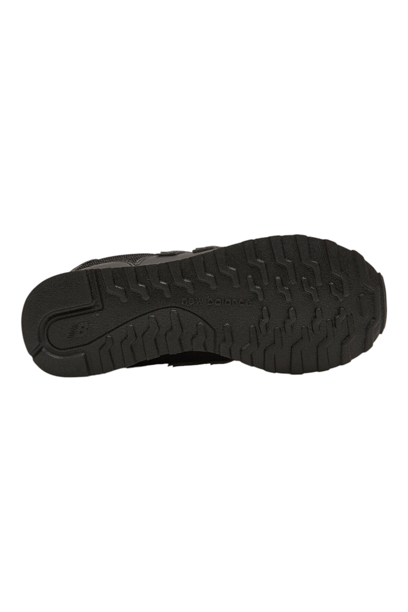 Sporline New Balance 500 kadın spor ayakkabısının siyah kauçuk dış taban detayı