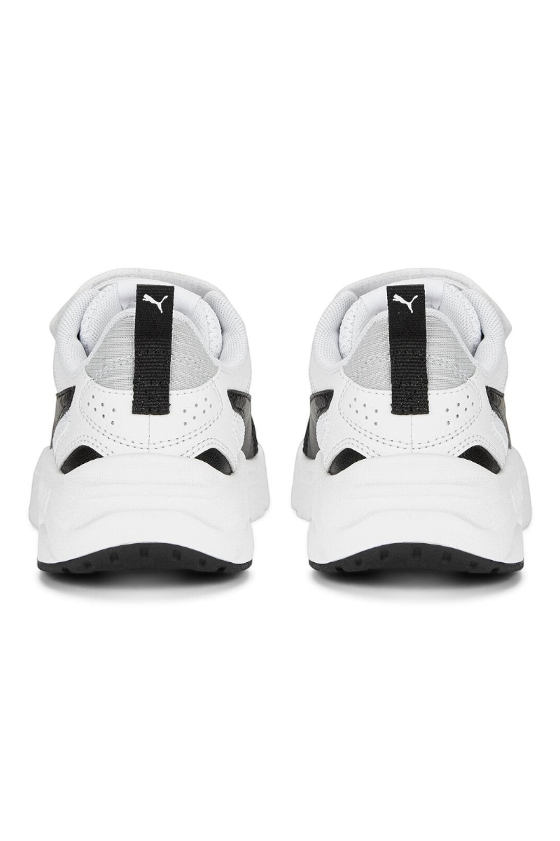 Sporline Puma Trinity Lite AC+ PS çocuk sneaker, beyaz ve siyah renkli, arka görünüm