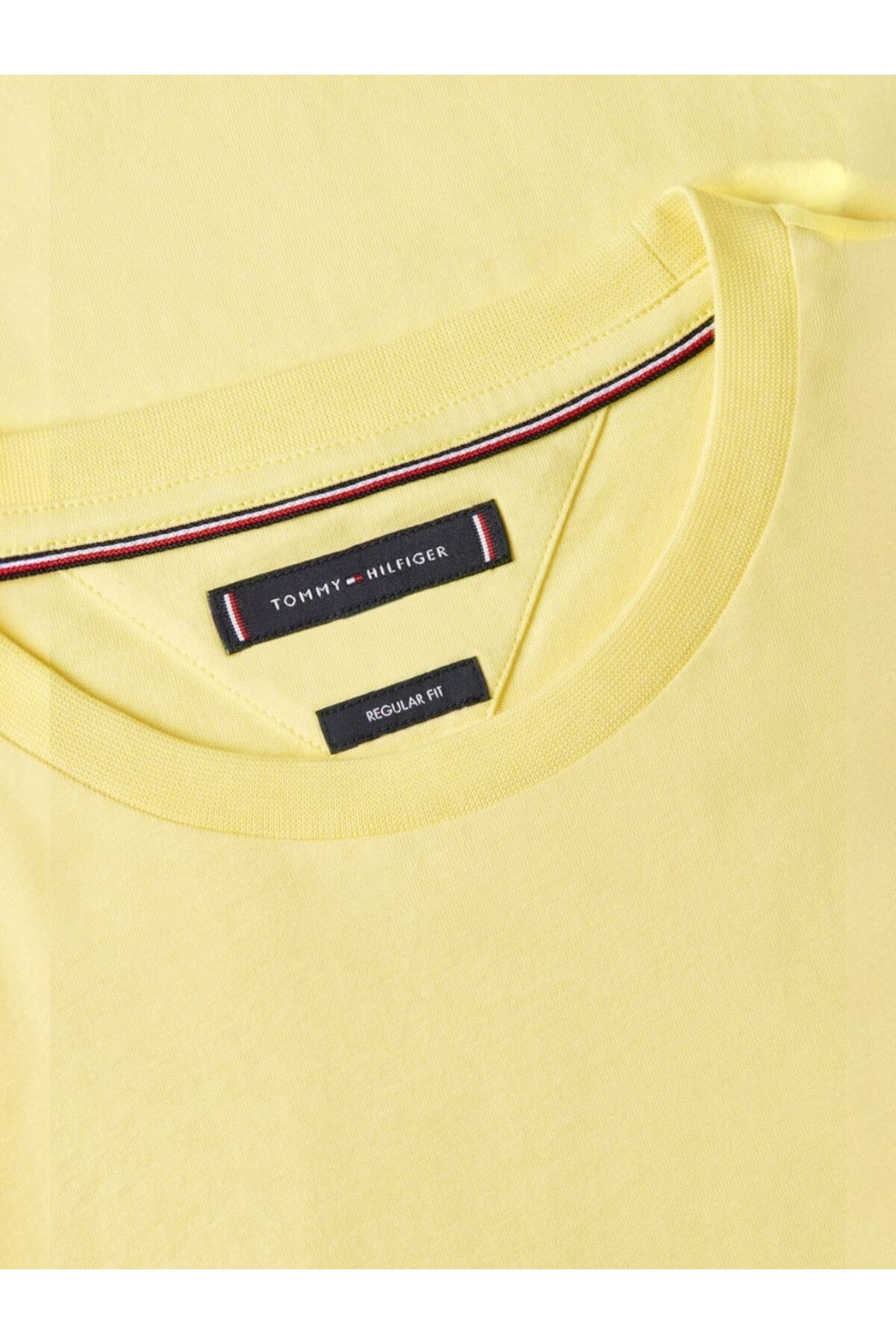 Tommy Hilfiger MW0MW39995 Erkek T-Shirt - Sarı