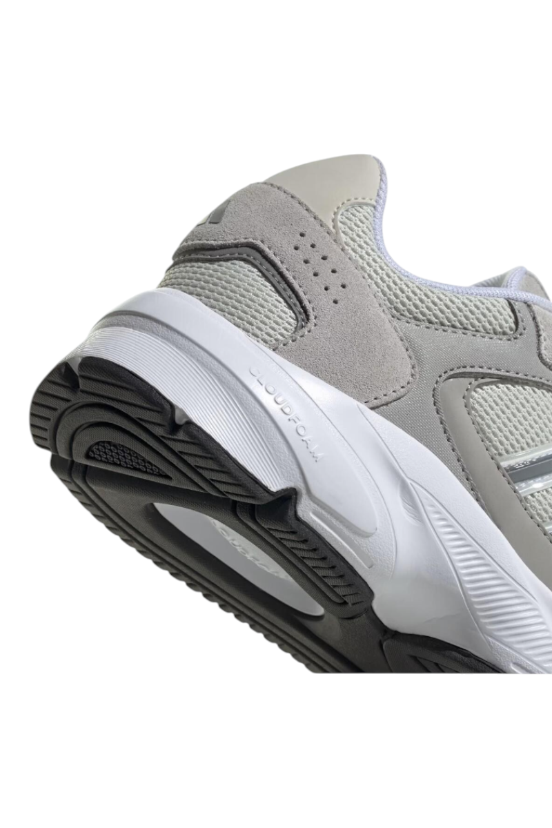 Sporline adidas Crazychaos 2000 gri kadın sneaker, süet ve tekstil detaylı, Cloudfoam tabanlı spor ayakkabı topuk detayı