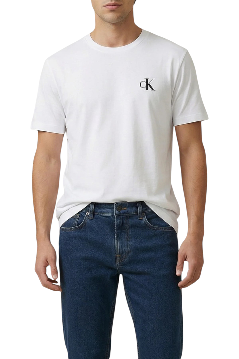Sporline Calvin Klein beyaz renkli, %100 pamuklu, göğüs kısmında küçük logo detaylı regular kesim erkek tişört
