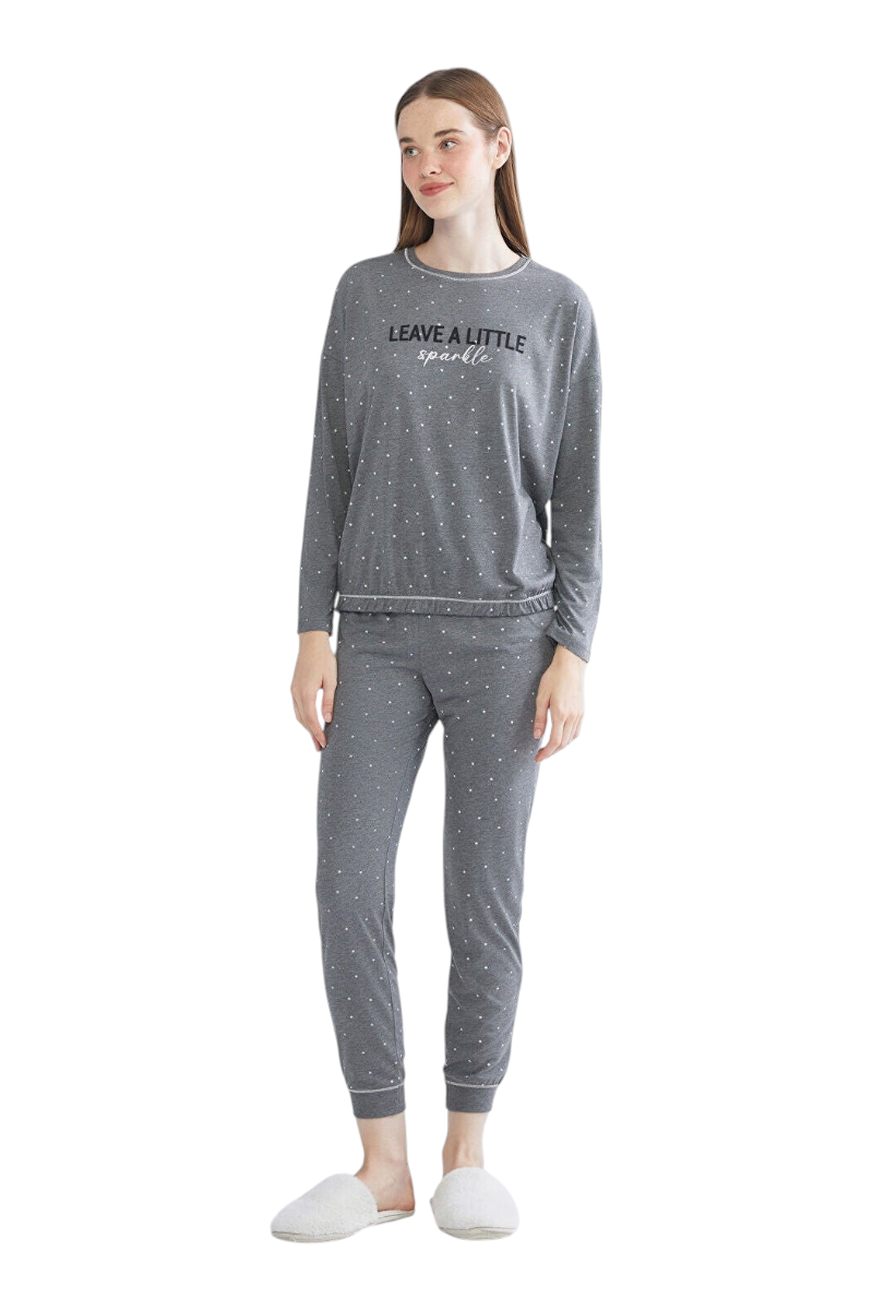 Sporline LC Waikiki gri renkli, puantiyeli ve baskılı %100 pamuklu kadın pijama takımı