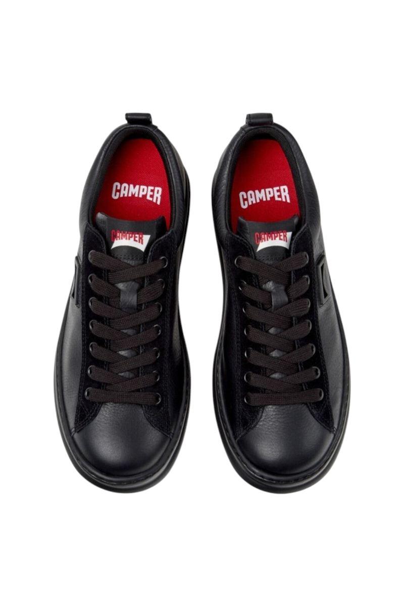 Sporline Camper Runner Four siyah dana derisi erkek sneaker, bağcıklı tasarım ve hafif EVA taban.