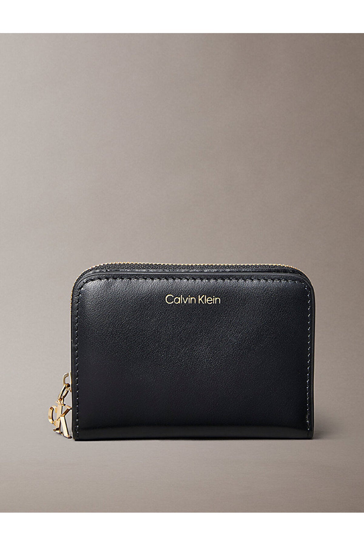 Calvin Klein CK LV04F1075G Kadın Cüzdan - Siyah