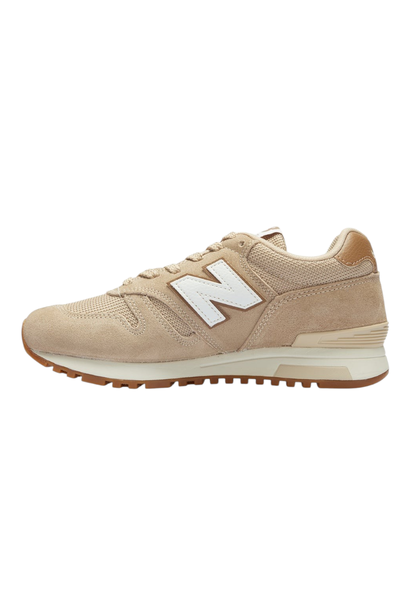 Sporline New Balance 565 kadın günlük spor ayakkabı, bej süet ve file detaylı, yan tarafında beyaz N logolu tasarım