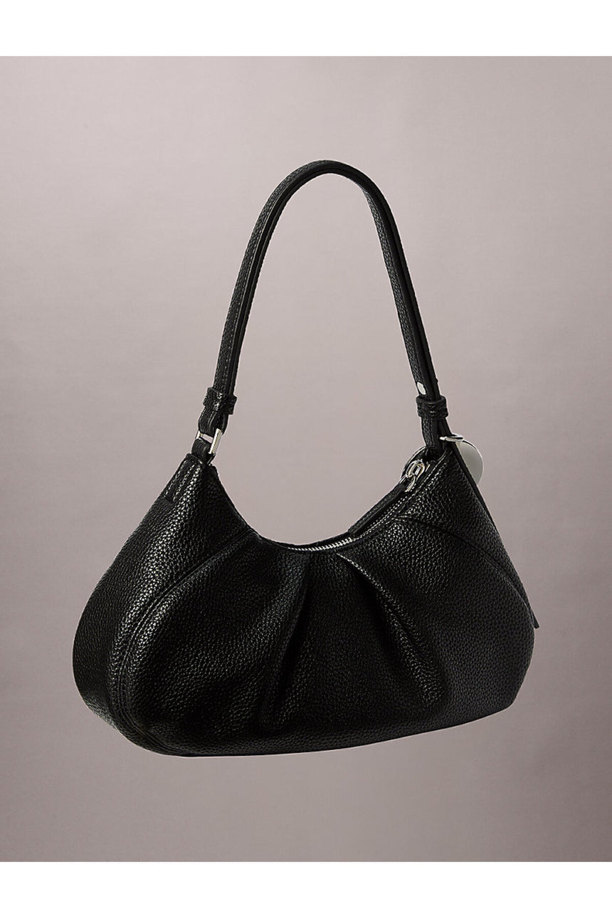 Calvin Klein Kadın ENGRAVED HW SMALL BAG LV04F3554G - Siyah