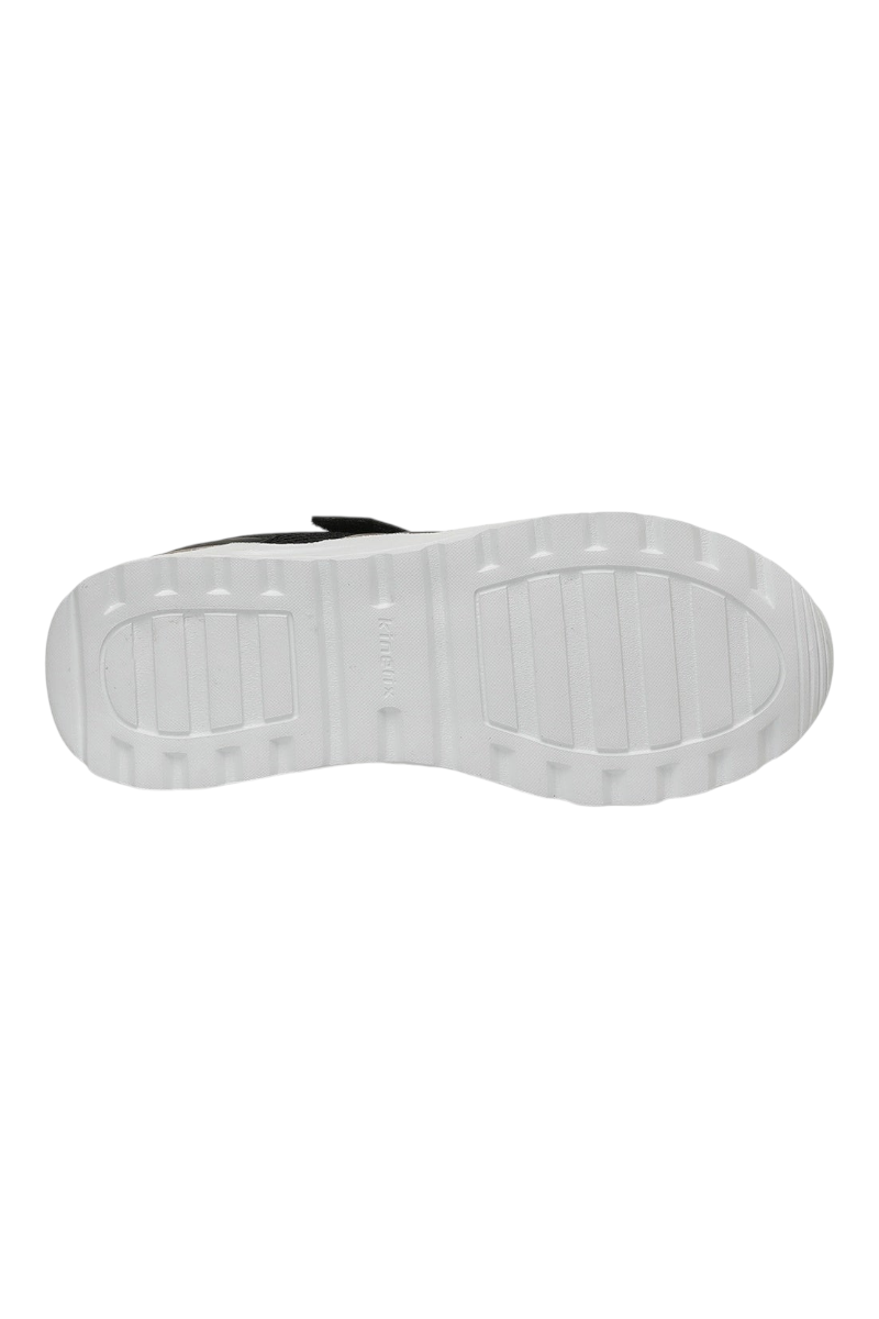 Sporline Kinetix 5P Monad siyah çocuk sneaker ayakkabısının beyaz tırtıklı taban detayı