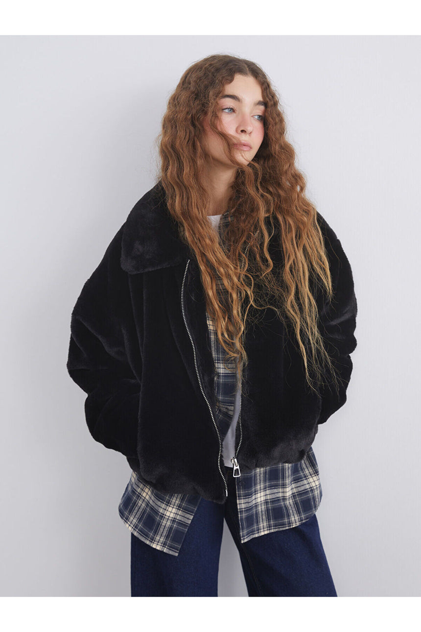 LC Waikiki Kadın Oversize Kaban W5DP06B8 - Siyah