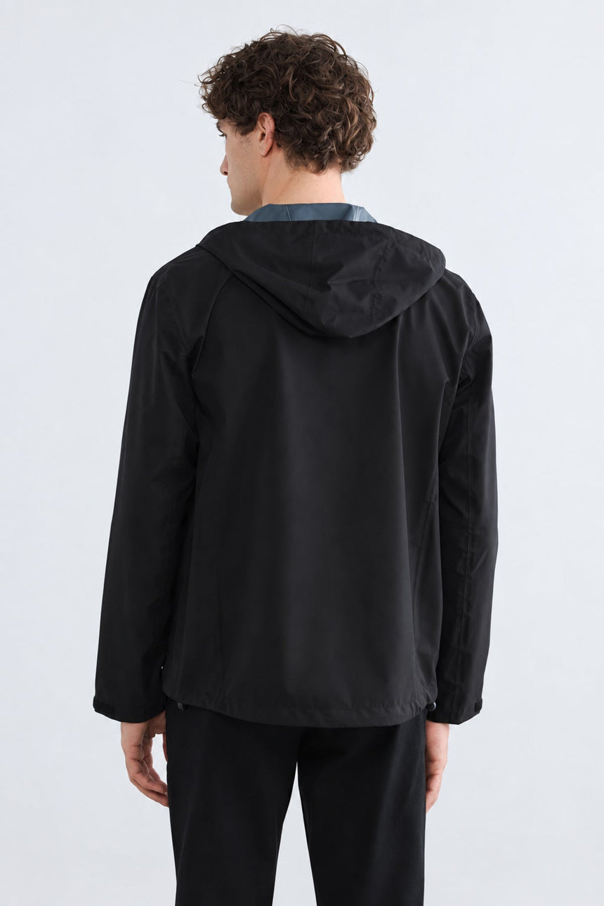 LC Waikiki Erkek Kapüşonlu Spor Mont W60723K8 - Siyah