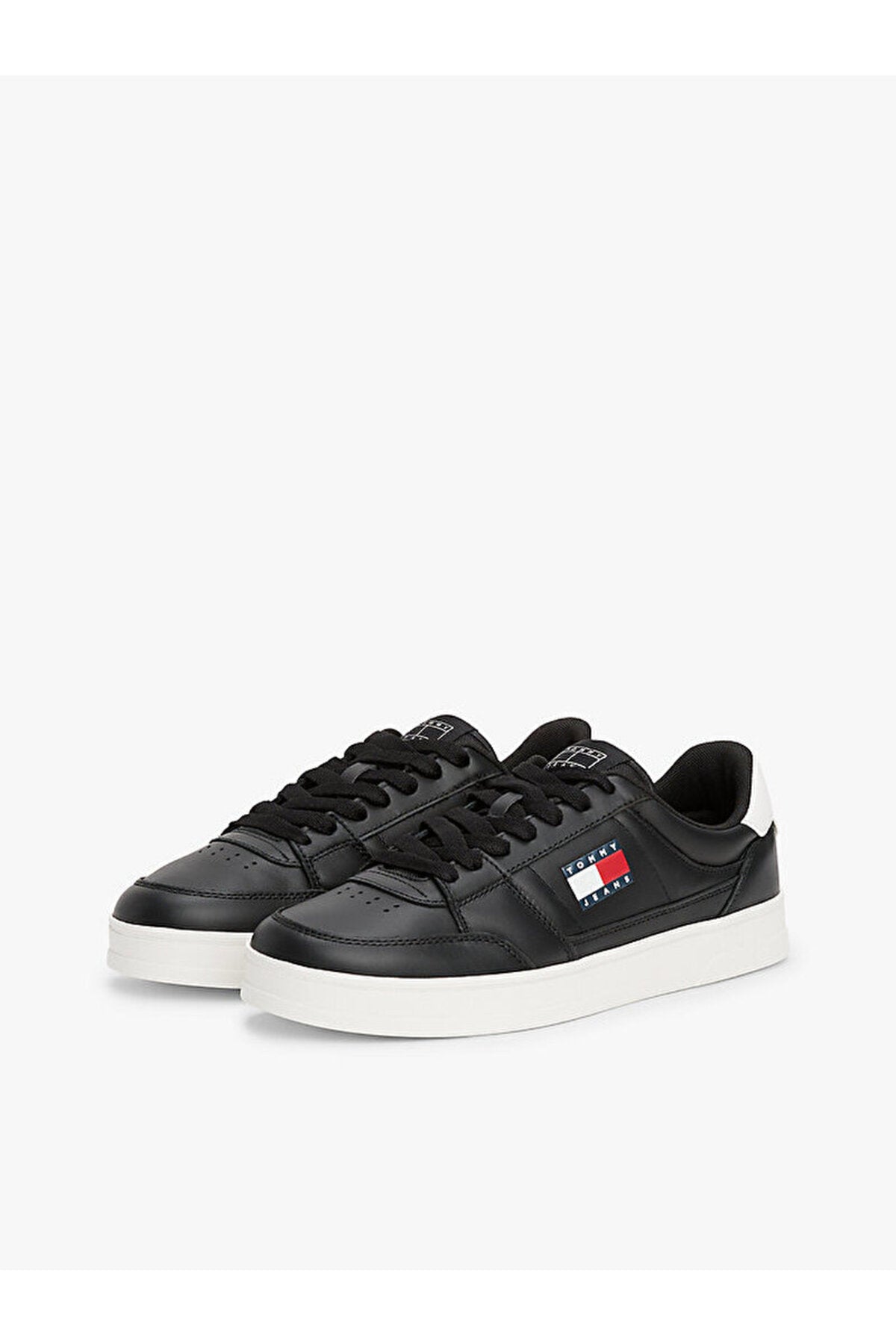 Tommy Hilfiger TJM The Greenwich New Essential Erkek Sneaker EM0EM01574 - Siyah