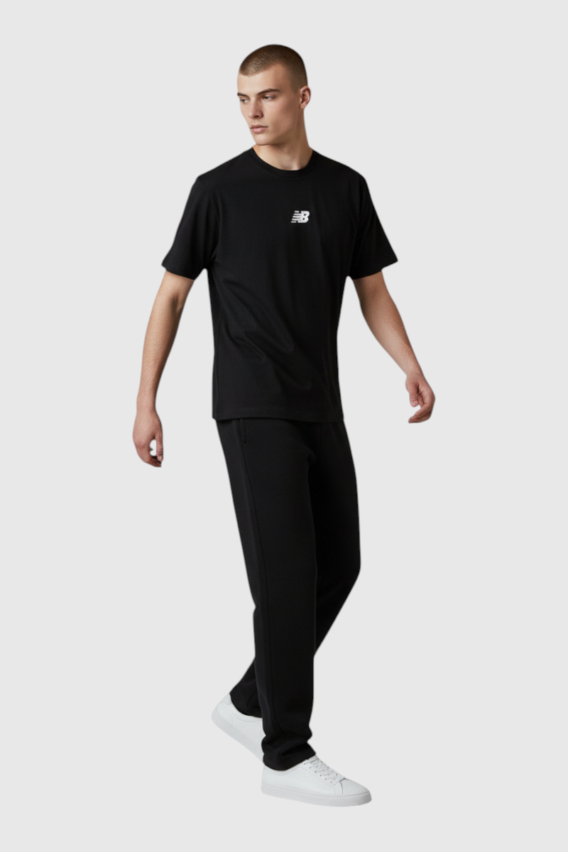 Sporline New Balance siyah pamuklu polyester erkek tişört giyen model