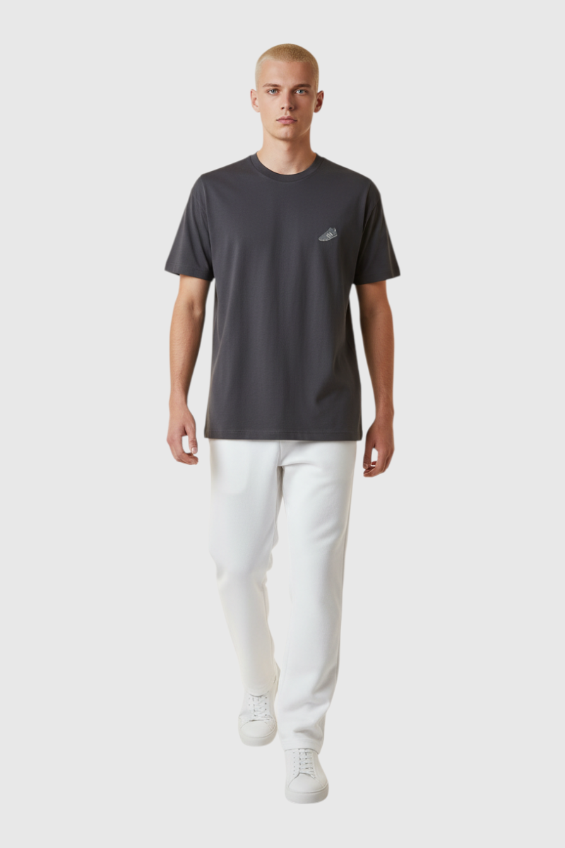 Sporline adidas Copa Sign siyah unisex %100 pamuk regular kesim tişört giyen erkek model