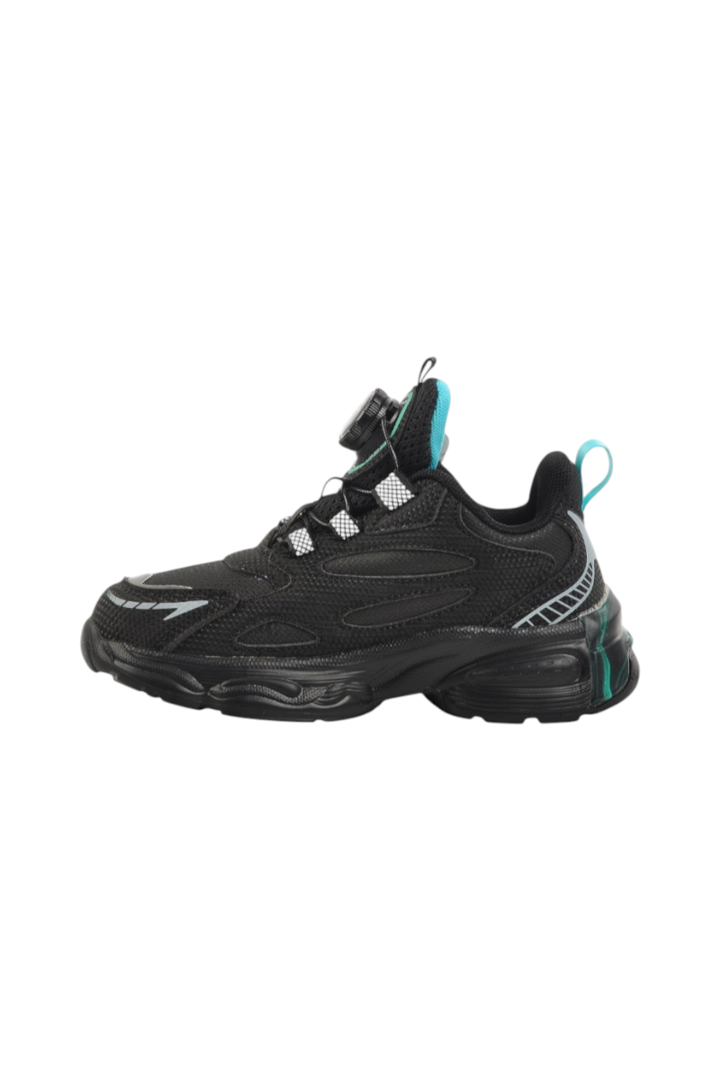 Sporline Benetton çocuk siyah suni deri sneaker, bağcıksız döner kilit mekanizmalı spor ayakkabı yan görünüm