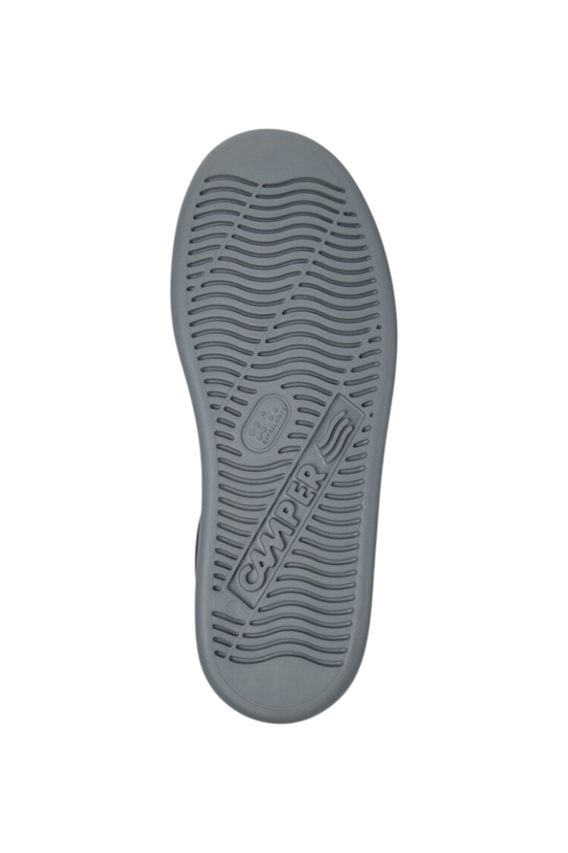 Sporline Camper Runner Four erkek sneaker modelinin gri renkli, kaymaz desenli XL EXTRALIGHT EVA dış taban detayı