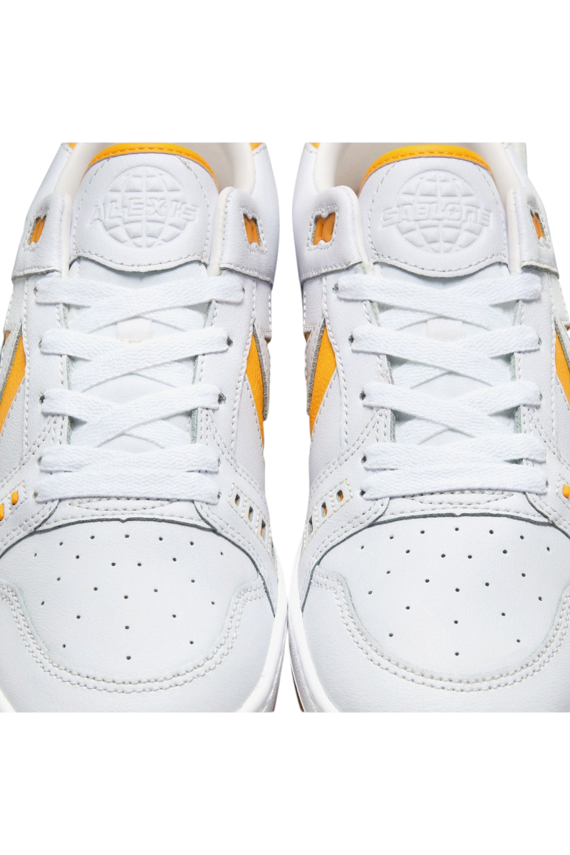 Sporline Converse AS-1 Pro beyaz deri sneaker, sarı detaylı ve bağcıklı klasik spor ayakkabı tasarımı.