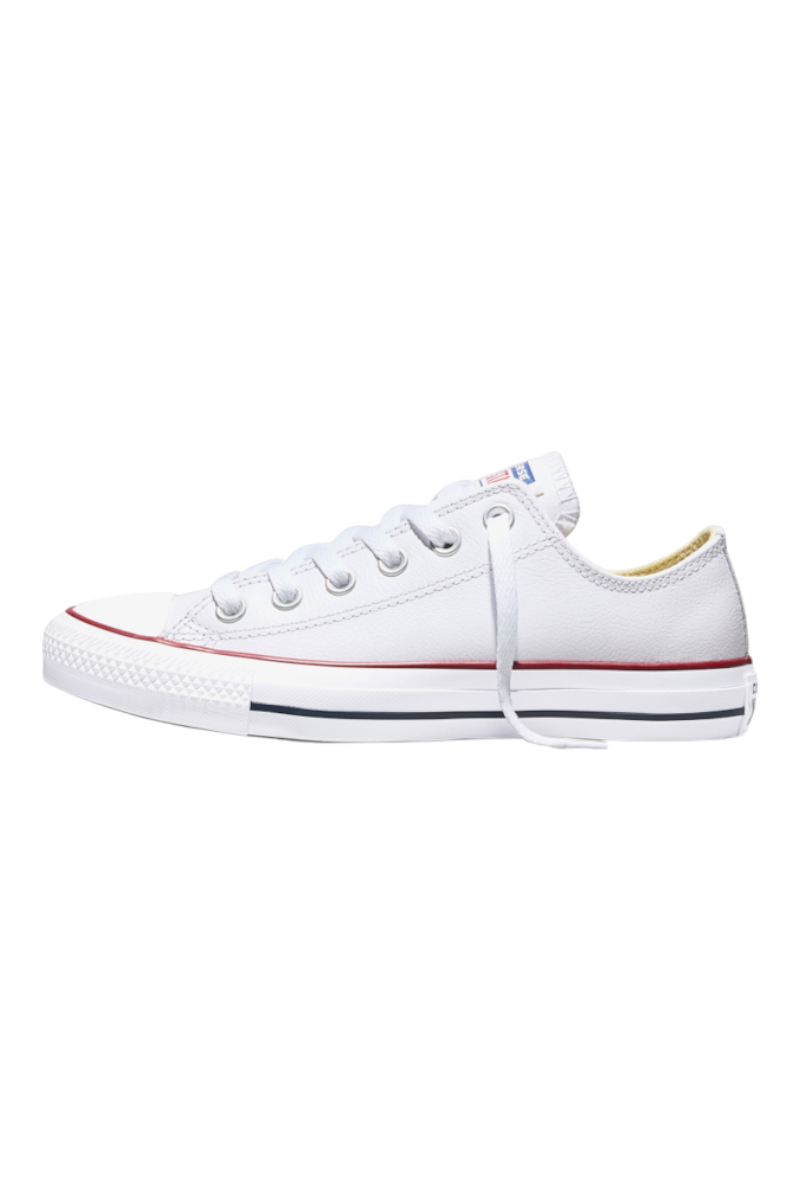 Sporline Converse Chuck Taylor All Star beyaz deri sneaker, bağcıklı tasarım ve düz tabanlı günlük spor ayakkabı.