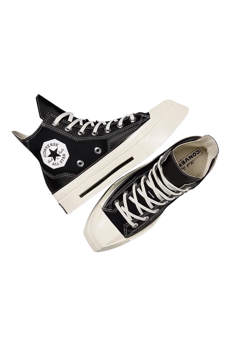 Sporline siyah Converse Chuck 70 De Luxe Squared kadın günlük ayakkabı, köşeli taban tasarımı ve beyaz bağcıklı model.