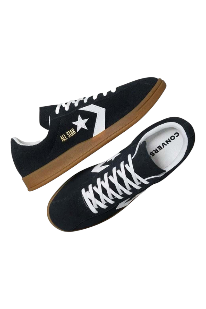 Sporline Converse All Star siyah süet kadın spor ayakkabı, beyaz detaylı ve kauçuk tabanlı retro tasarım.