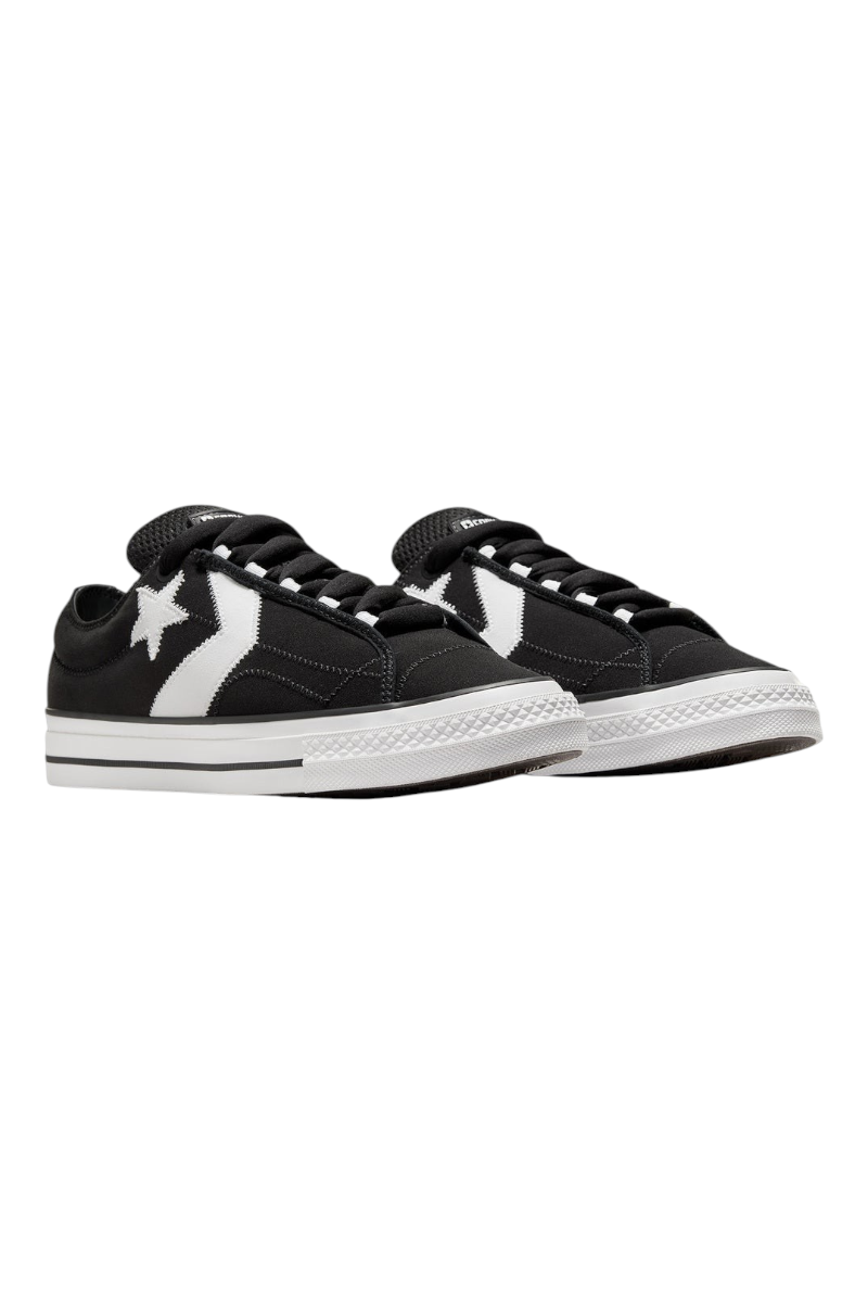 Sporline Converse Star Player Puff siyah deri sneaker, beyaz yıldız detaylı ve dolgulu retro kaykay stili tasarım.