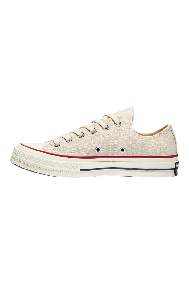 Sporline marka krem rengi kanvas Converse Chuck 70 düşük bilekli spor ayakkabı, yan profil görünümü
