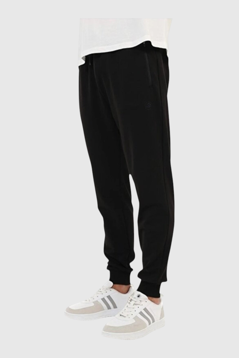 Sporline Lumberjack siyah erkek jogger eşofman altı, paçaları lastikli ve rahat kesim günlük spor giyim
