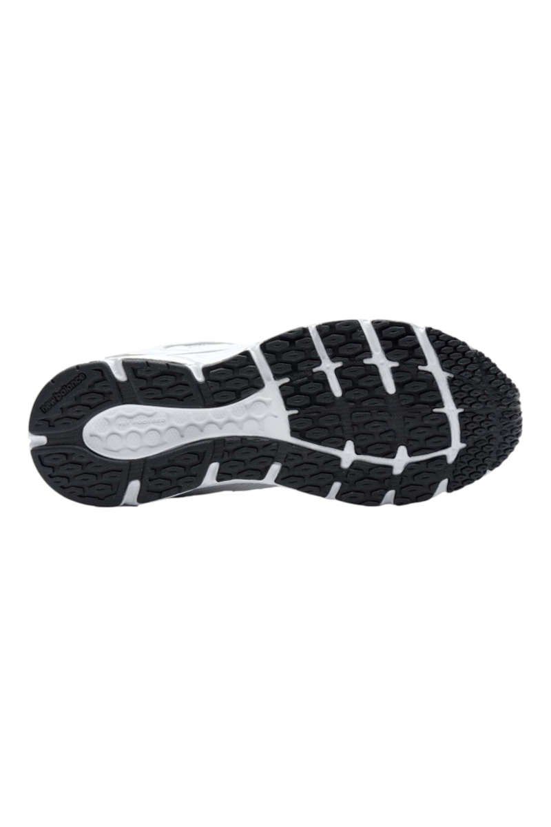 Sporline New Balance ML408CW beyaz spor ayakkabının siyah desenli dayanıklı kauçuk dış taban yapısı