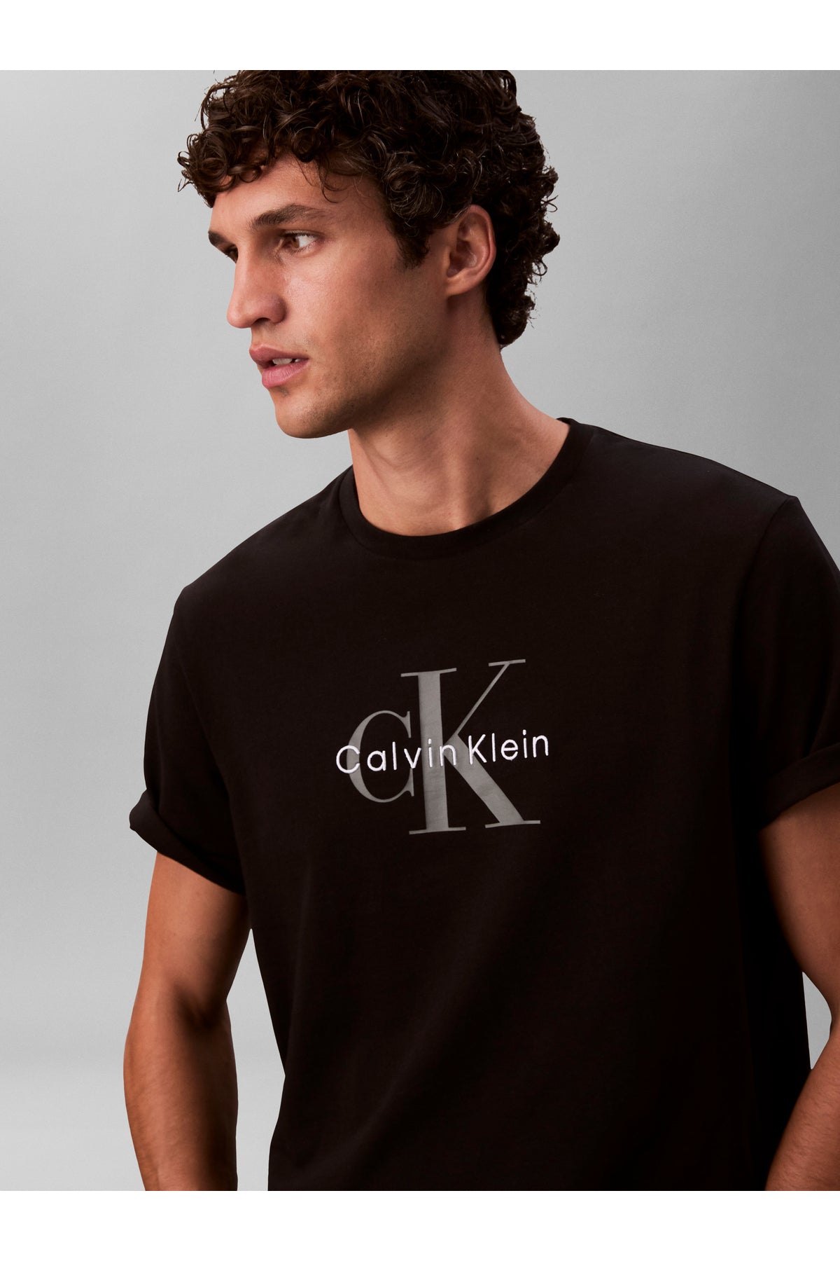 Calvin Klein Erkek SS Hero Monologo Tee 20s LV04RB862G - Siyah