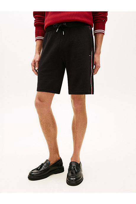 Tommy Hilfiger Erkek GLOBAL STRIPE SWEATSHORT MW0MW42883BDS - Siyah