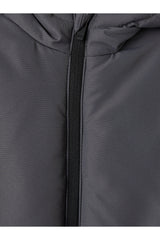 LC Waikiki Erkek Çocuk Kayak Montu W61878C1 - Siyah