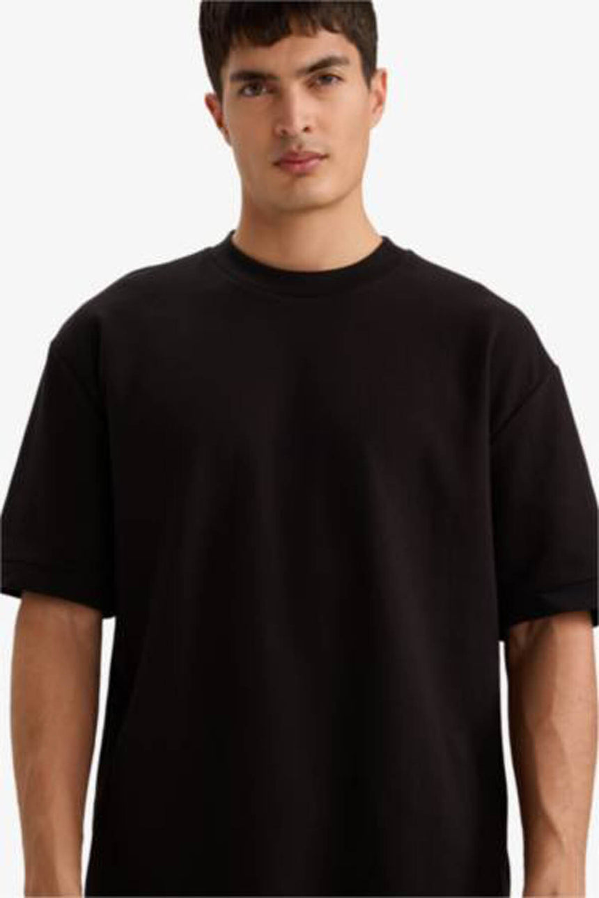 Defacto Erkek Short Sleeve T-Shirt F9856AX - Siyah