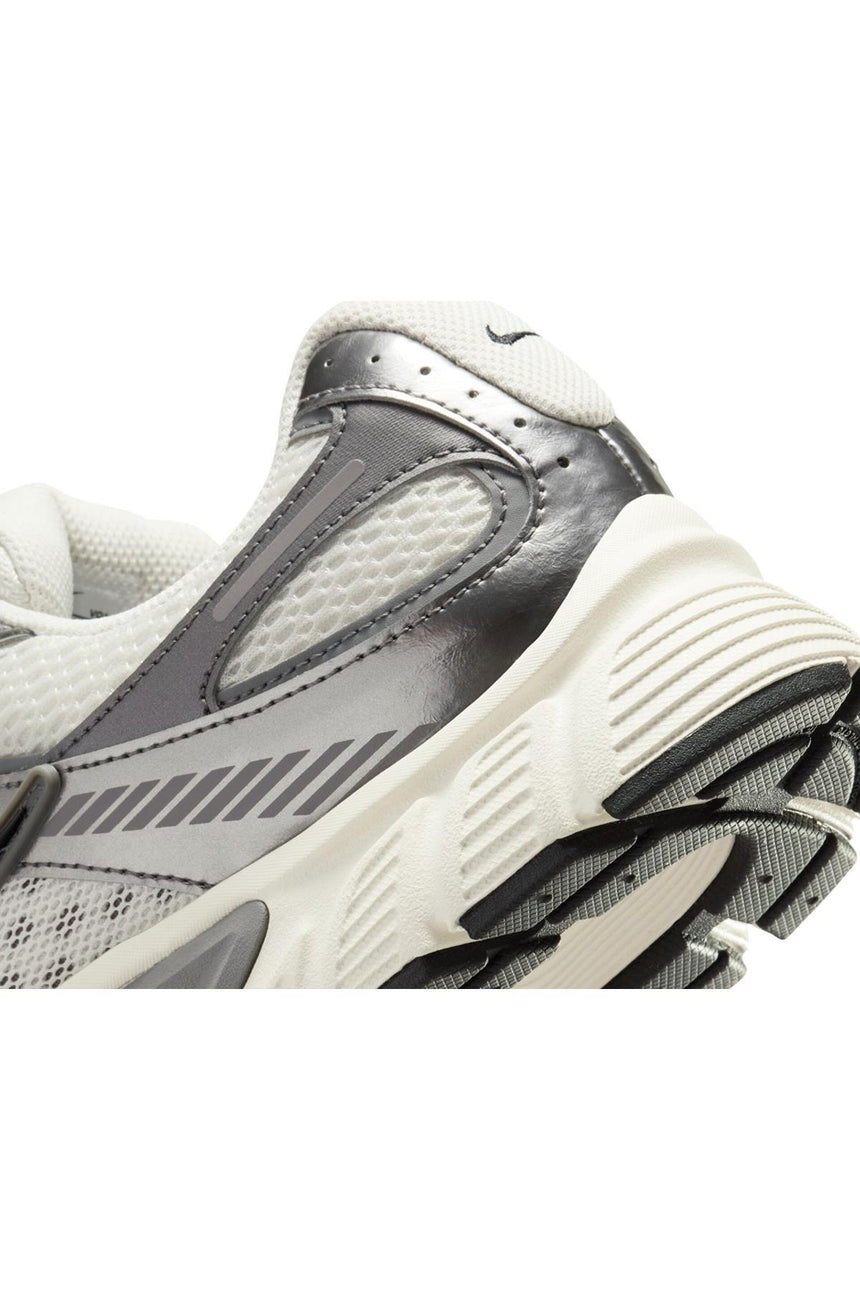 NIKE HJ5228 V5 RNR - Siyah