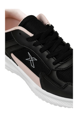 Sporline Kinetix 5P Grand siyah tekstil çocuk sneaker, yan detaylı ve beyaz tabanlı spor ayakkabı