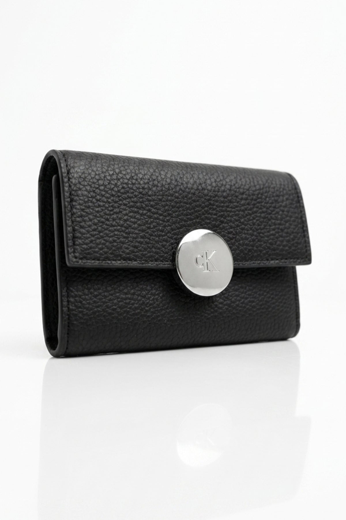 Calvin Klein Kadın ROUND HW PEBBLE TRIFOLD LV04F1225G - Siyah
