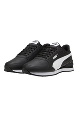 Sporline Puma ST Runner v4 L erkek spor ayakkabı, siyah deri yüzeyli ve beyaz detaylı klasik tasarım.