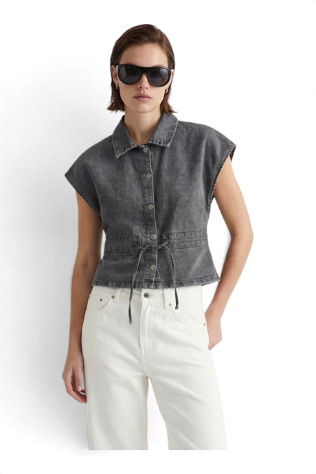 Sporline LC Waikiki antrasit renkli, %100 pamuklu, düğmeli ve belden bağlamalı kadın denim yelek