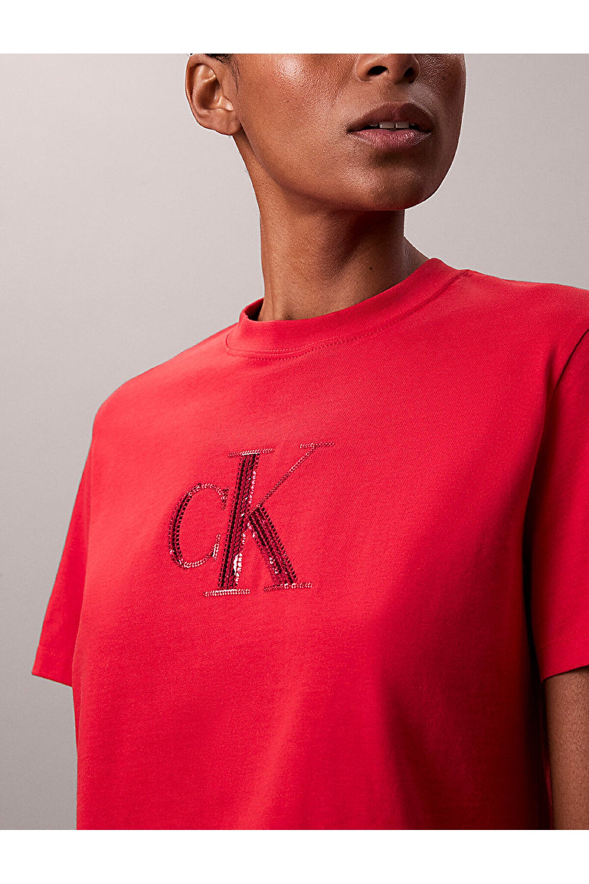 Calvin Klein CK LV044E215G Kadın T-Shirt - Kırmızı