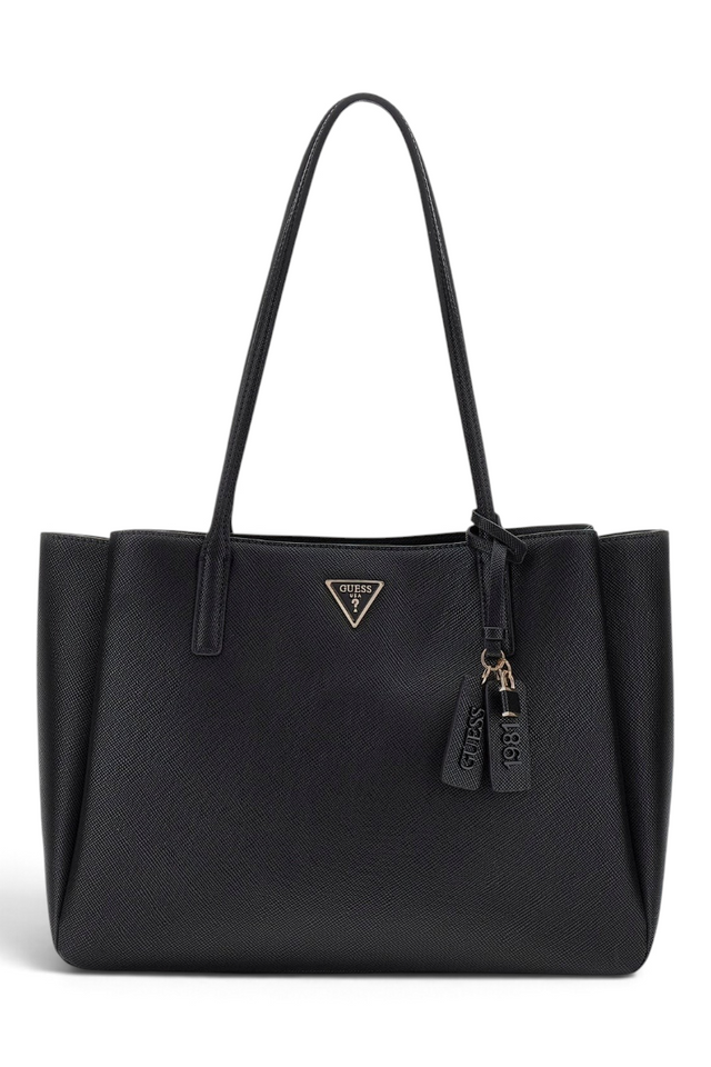 Sporline Guess Noelle II siyah tote çanta, ön yüzünde metal logo detayı ve şık askı süslemeleri ile günlük kullanım.