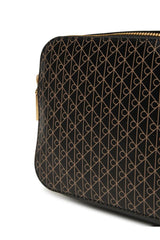 Calvin Klein Kadın EMBLEM AOP ELONGATED CAMERA BAG LV04F3268G - Siyah