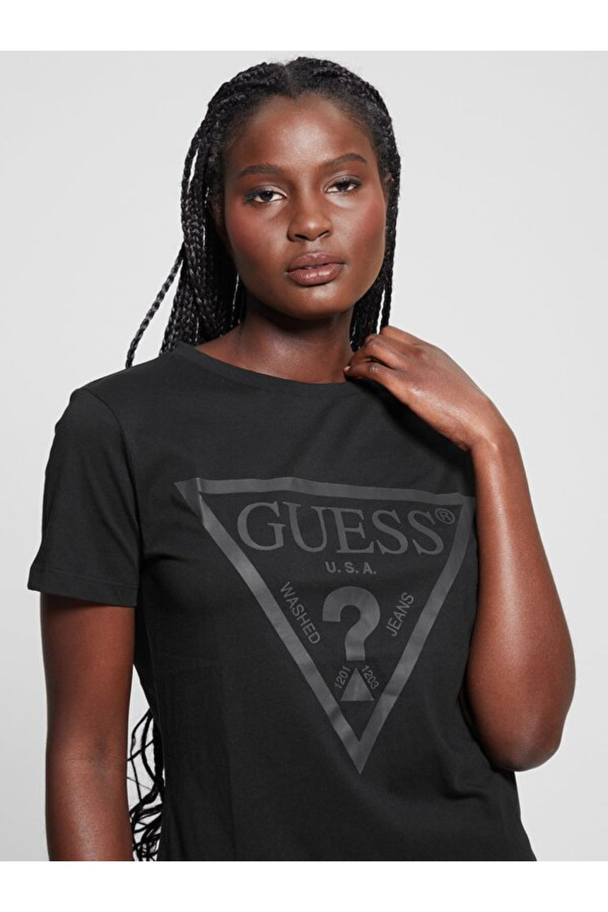 GUESS KADIN ADELE SS CN TEE V2YI07K8HM0 - Siyah