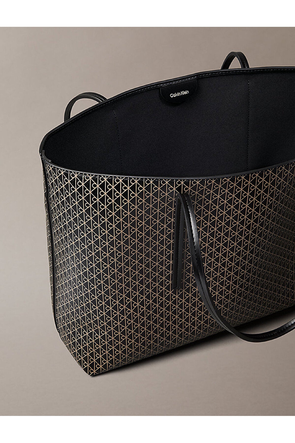 Calvin Klein Emblem AOP Tote With Pouch Kadın El Çantası LV04F3266G - Siyah