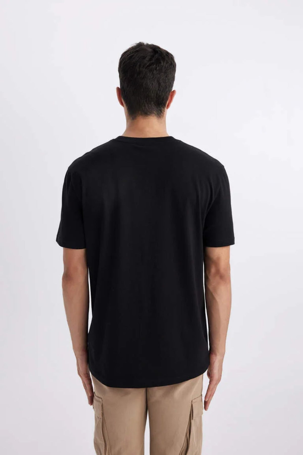 DeFacto Erkek T-Shirt V7699AZ - Siyah