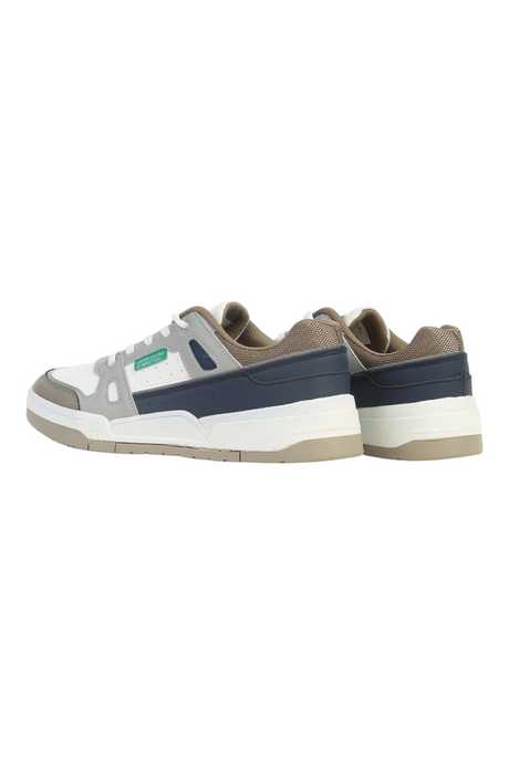 Sporline Benetton erkek beyaz suni deri sneaker, kauçuk tabanlı, yan kısımlarında lacivert ve gri detaylı spor ayakkabı