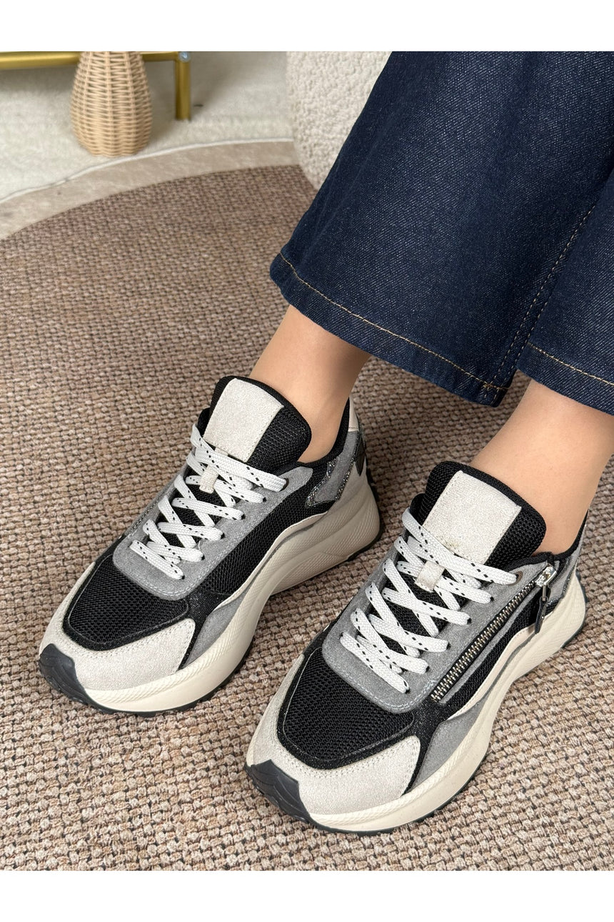 Monarch Kadın Siyah Kalın Tabanlı Topuk Detaylı Bağcıklı Fermuar Sim Detaylı Ortopedik Spor Ayakkabı Sneaker - Siyah
