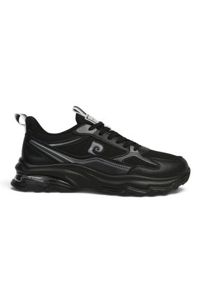 Sporline Pierre Cardin siyah suni deri erkek sneaker, yan profil görünümü ve modern tasarım detayları