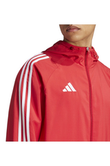 Sporline adidas kırmızı kapüşonlu erkek ceket, beyaz üç bant detaylı ve göğüs kısmında adidas logolu regular kesim