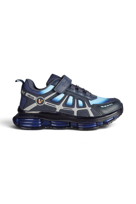 Sporline Vicco lacivert suni deri çocuk sneaker, yan profil görünümü ve şeffaf taban detaylı spor ayakkabı